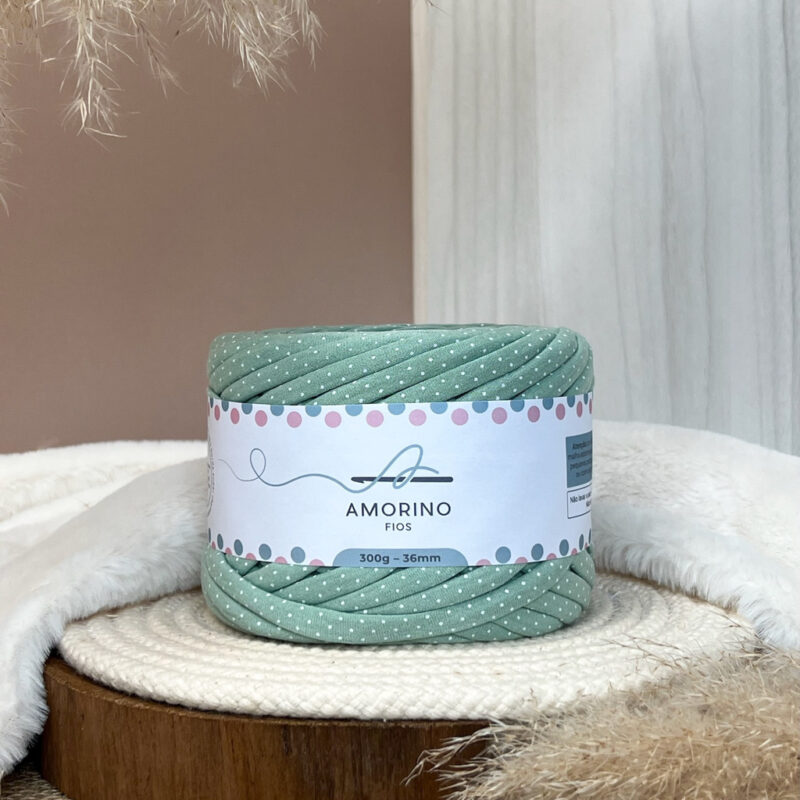 Fio de malha verde poá